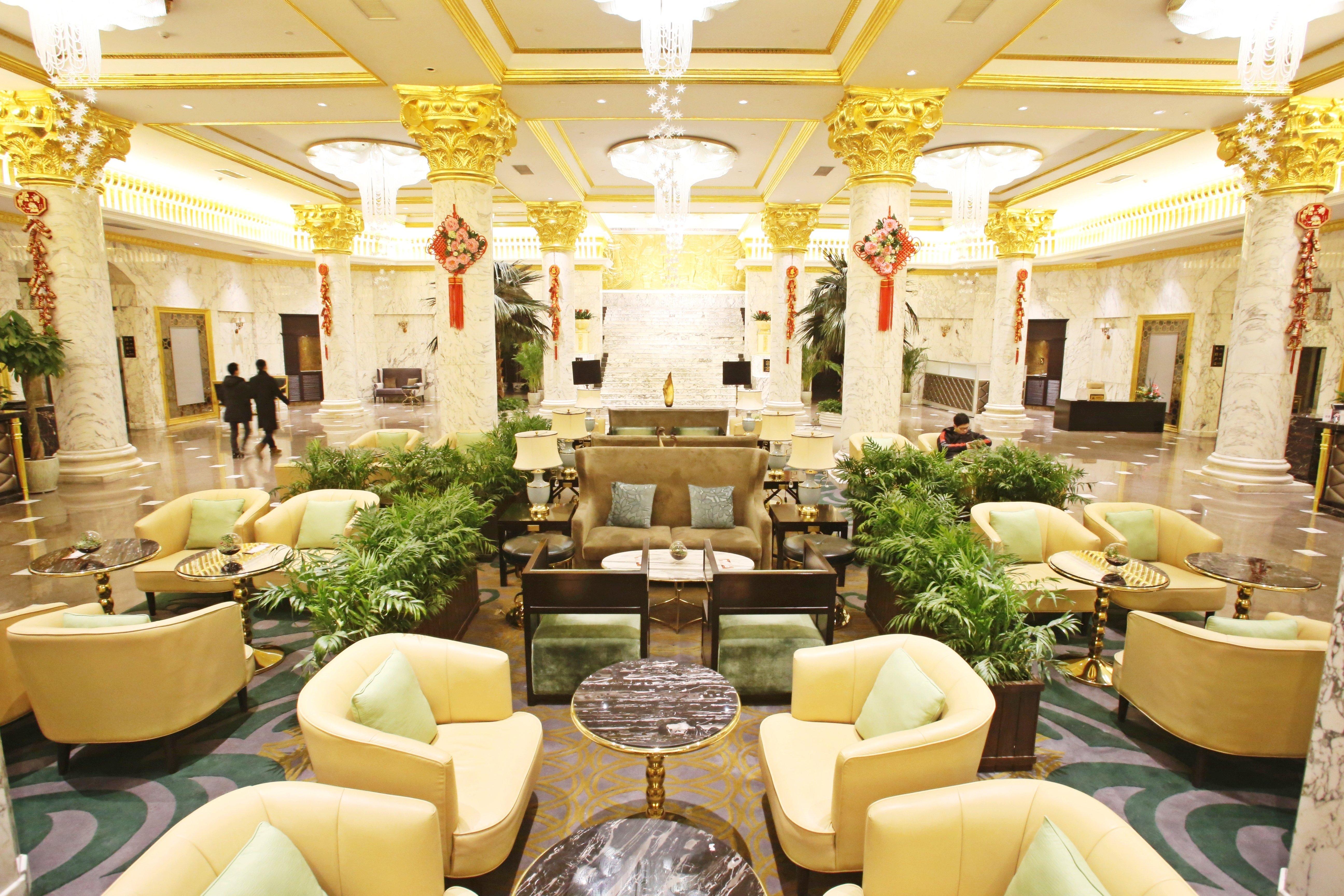 Crowne Plaza Zhengzhou By Ihg Hotel Exterior photo