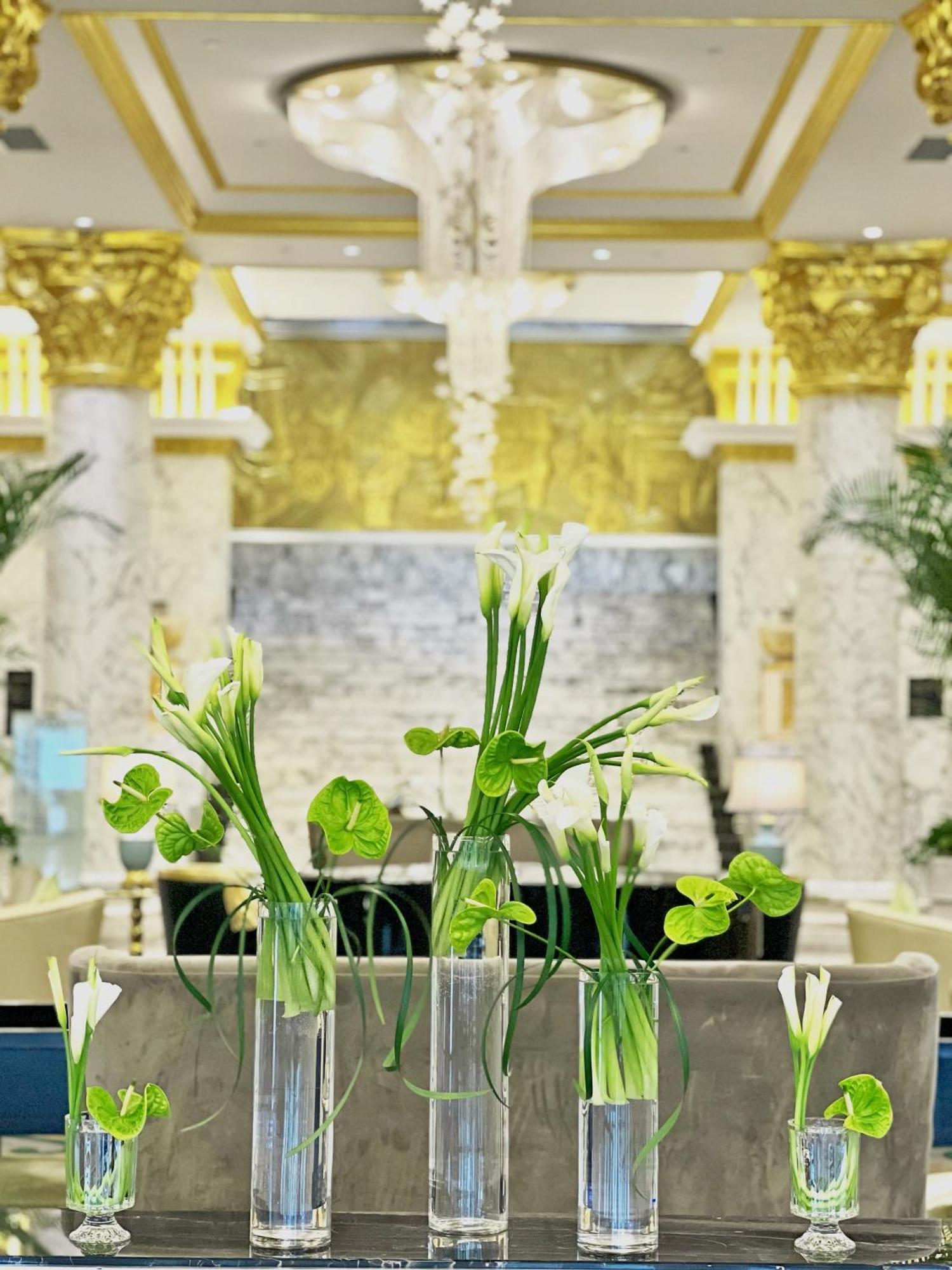 Crowne Plaza Zhengzhou By Ihg Hotel Exterior photo